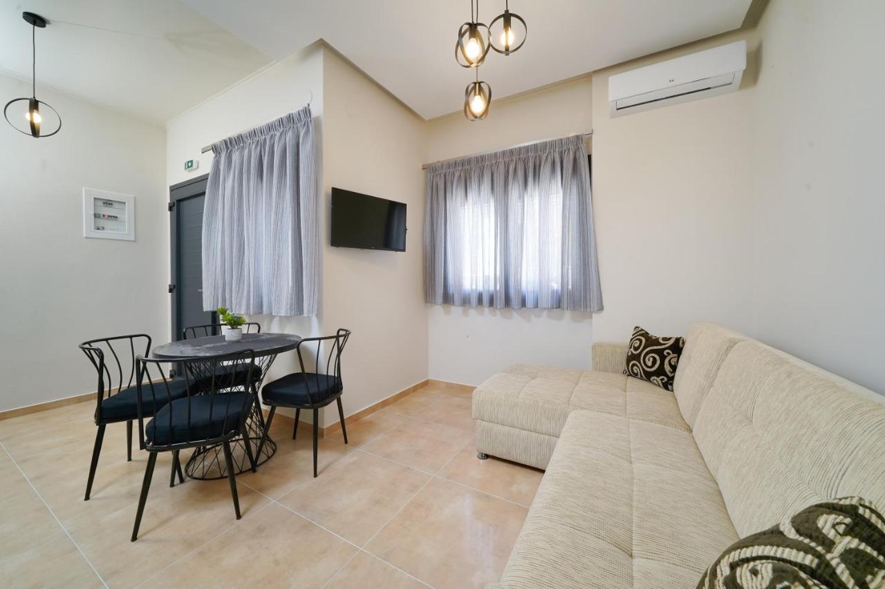 Giorgio Suites Asproválta Ngoại thất bức ảnh